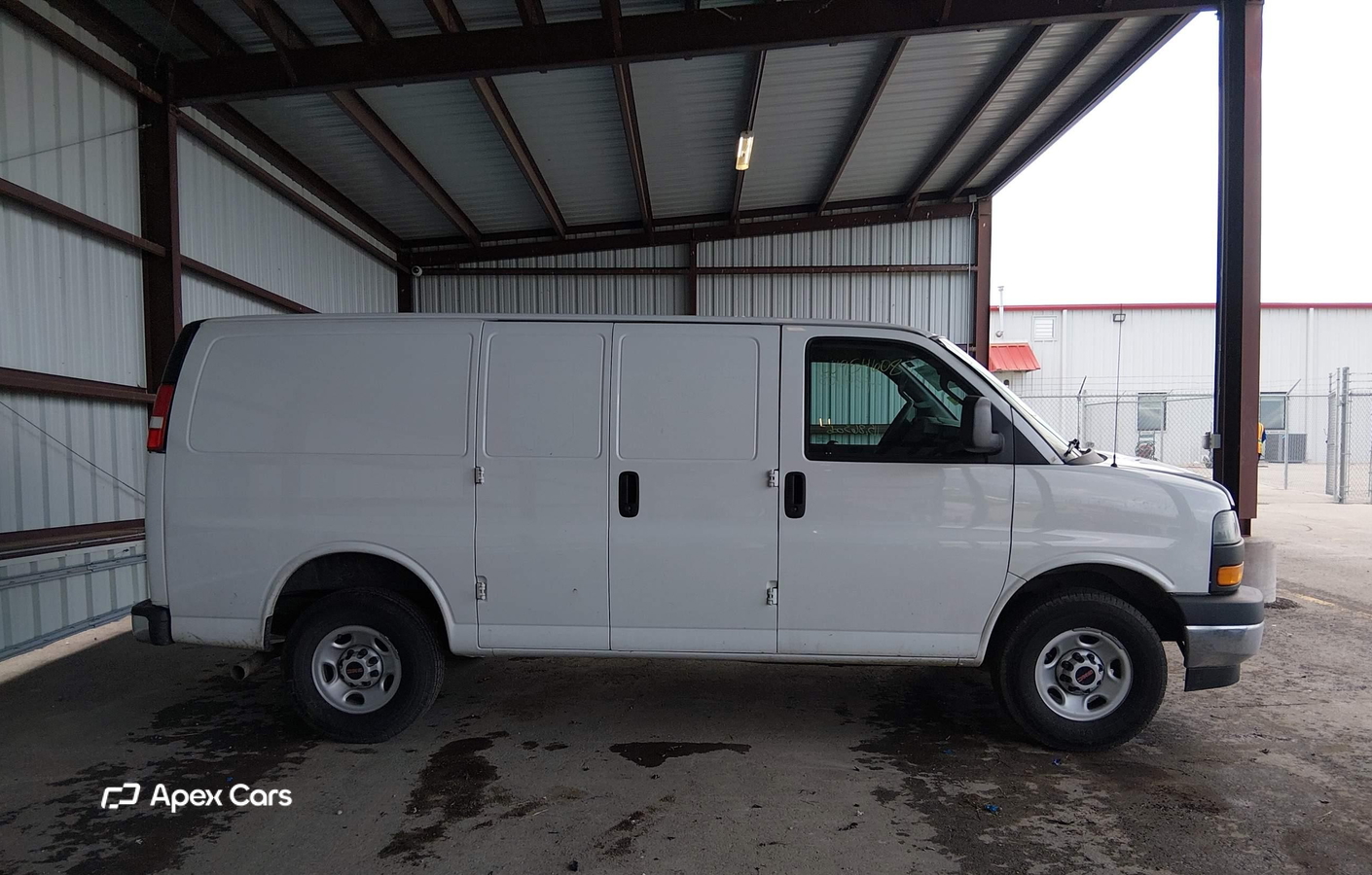 GMC Savana 2023