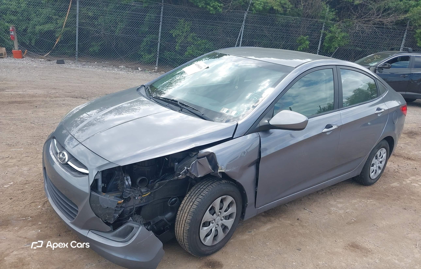 Hyundai Accent 2015