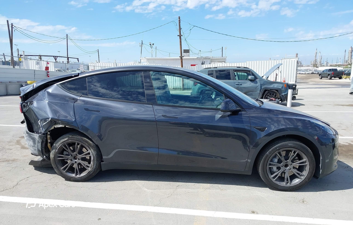 Tesla Model Y 2024