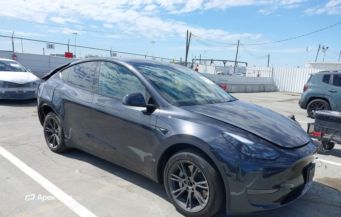 Tesla Model Y 2024