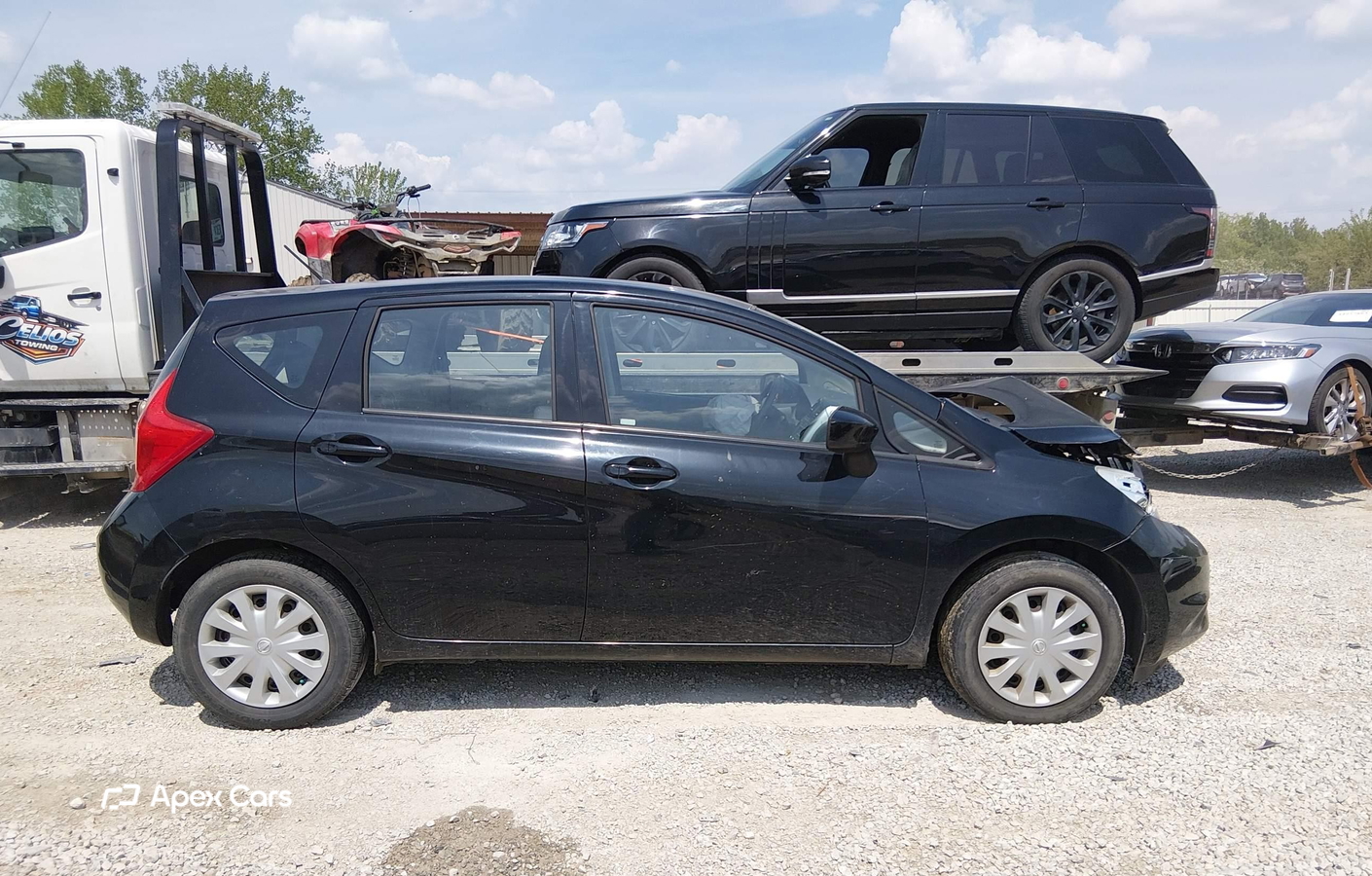 Nissan Versa 2015
