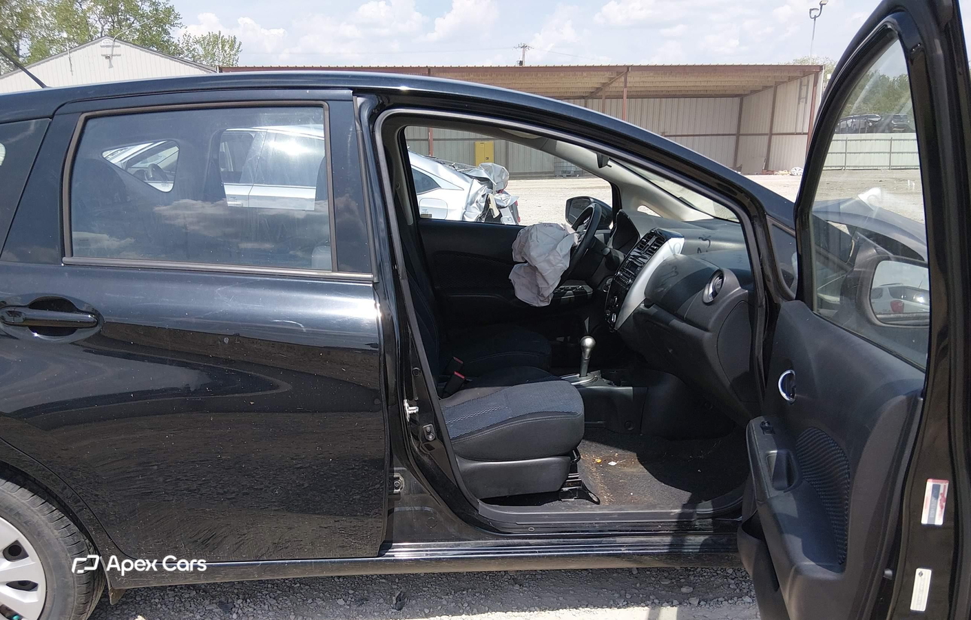 Nissan Versa 2015