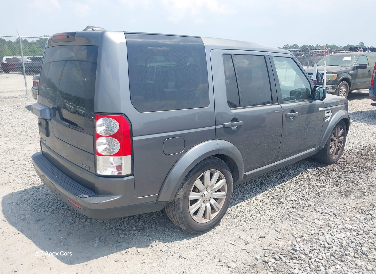 Land Rover LR4 2013