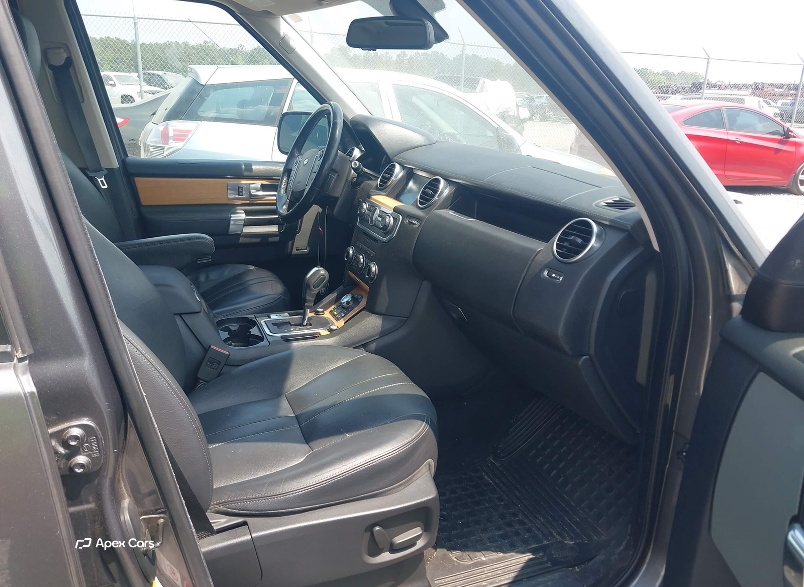 Land Rover LR4 2013