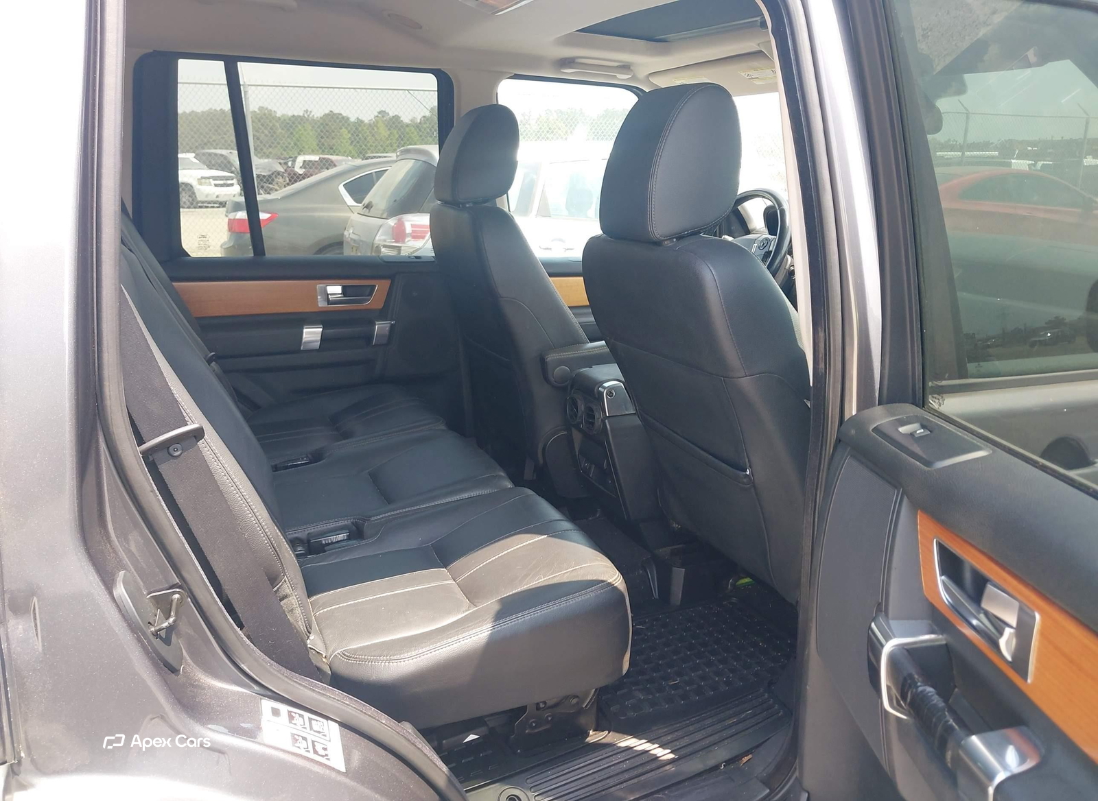 Land Rover LR4 2013