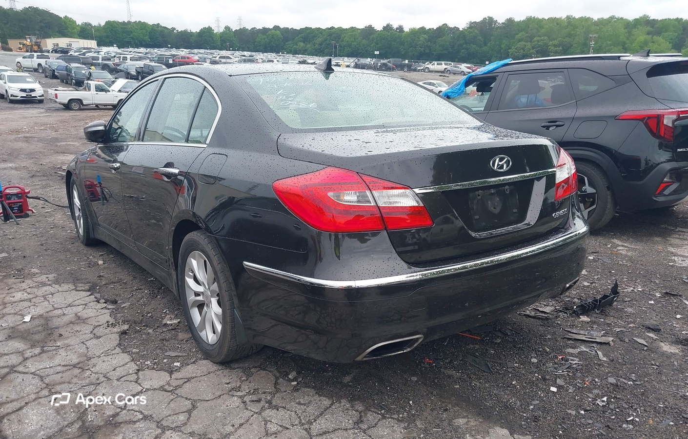 Hyundai Genesis 2013