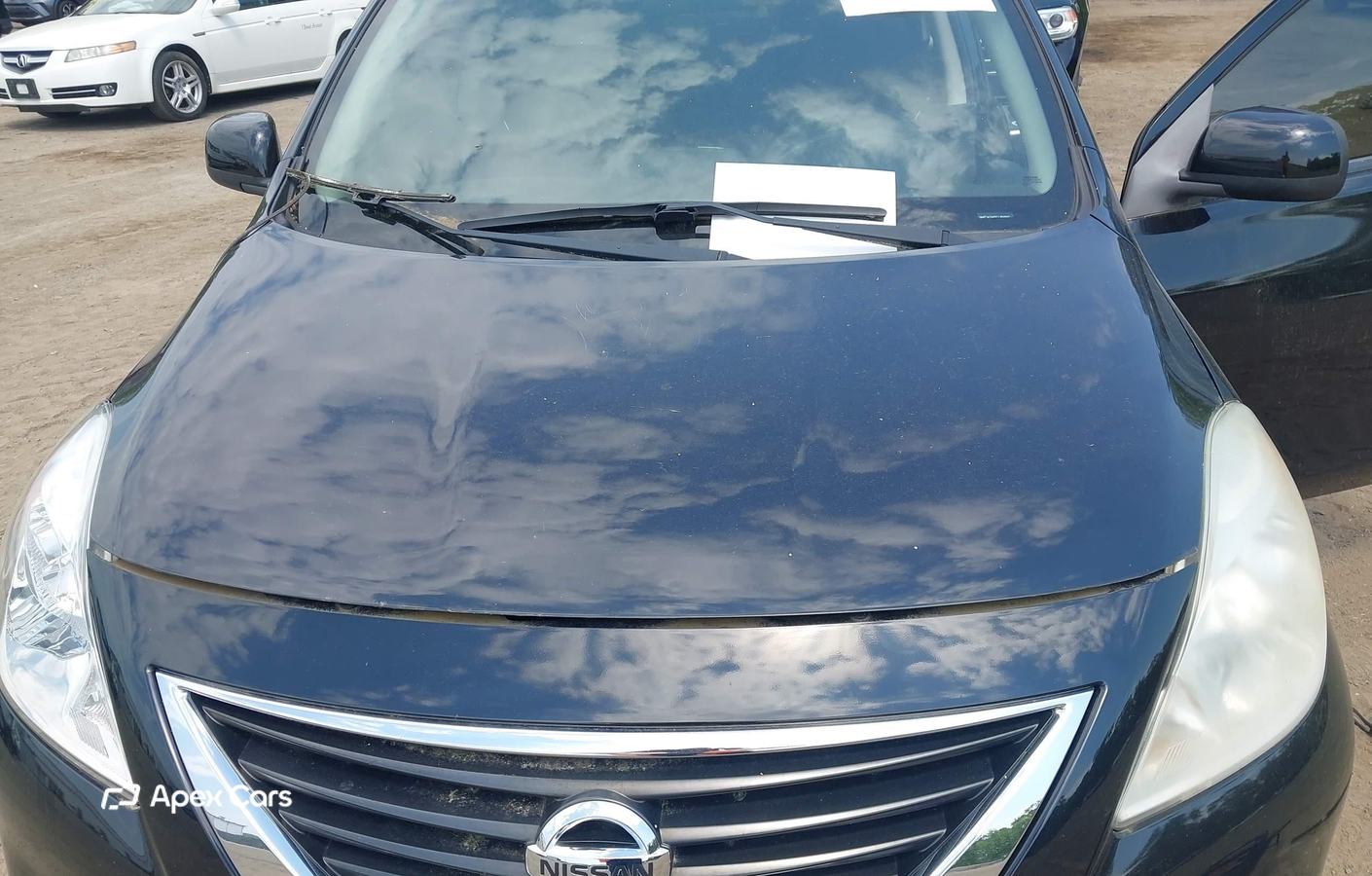 Nissan Versa 2012