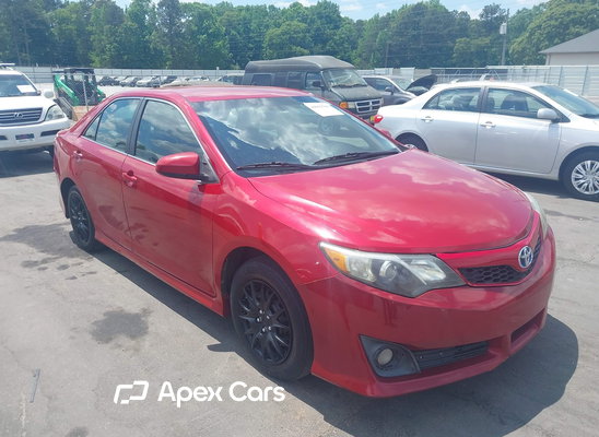 2014 Toyota Camry - Zdjęcie 1 z 5