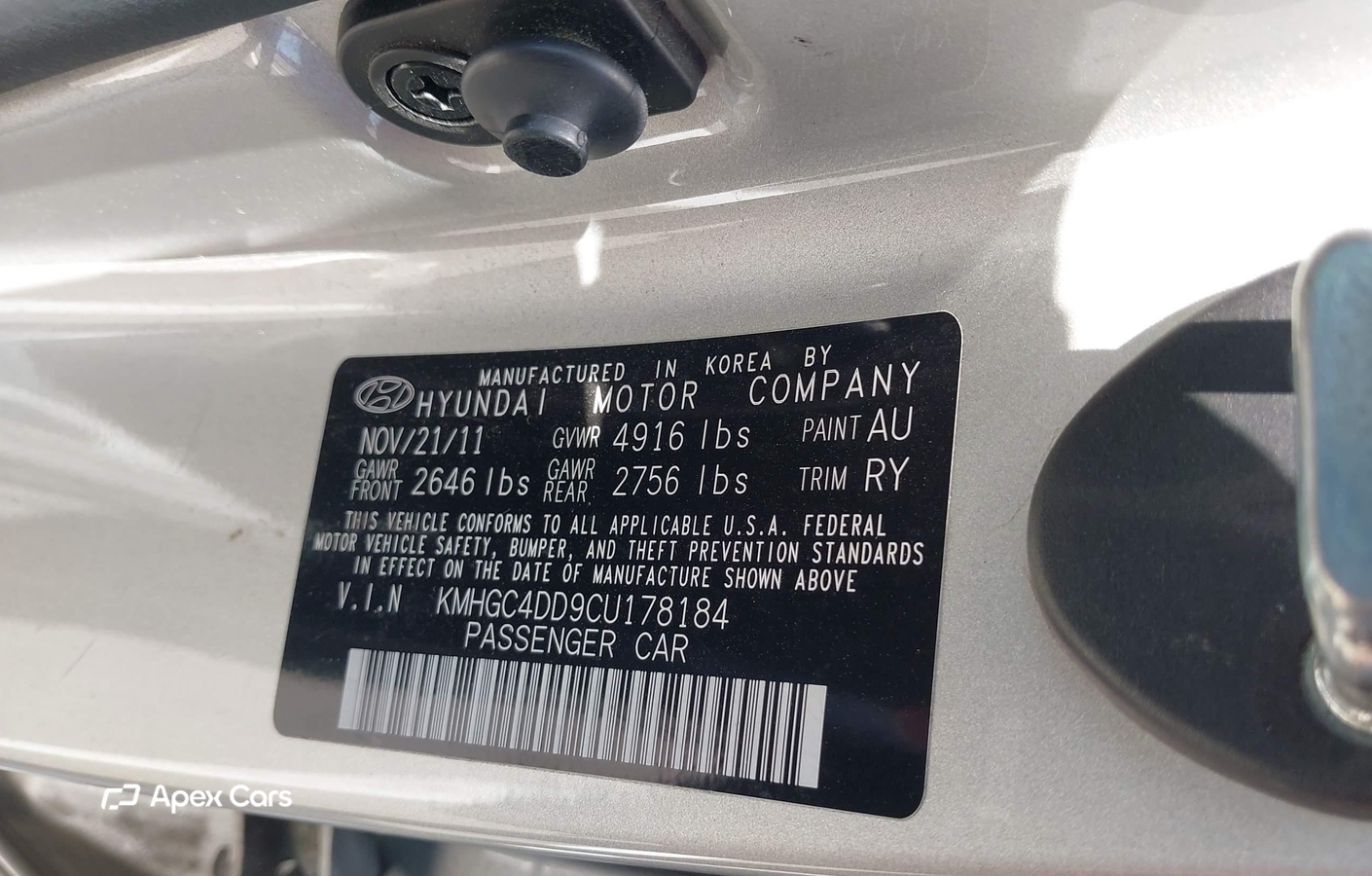 Hyundai Genesis 2012
