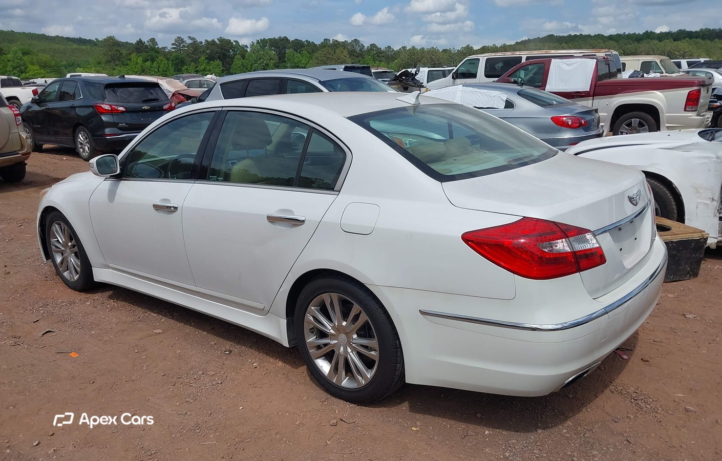 Hyundai Genesis 2013