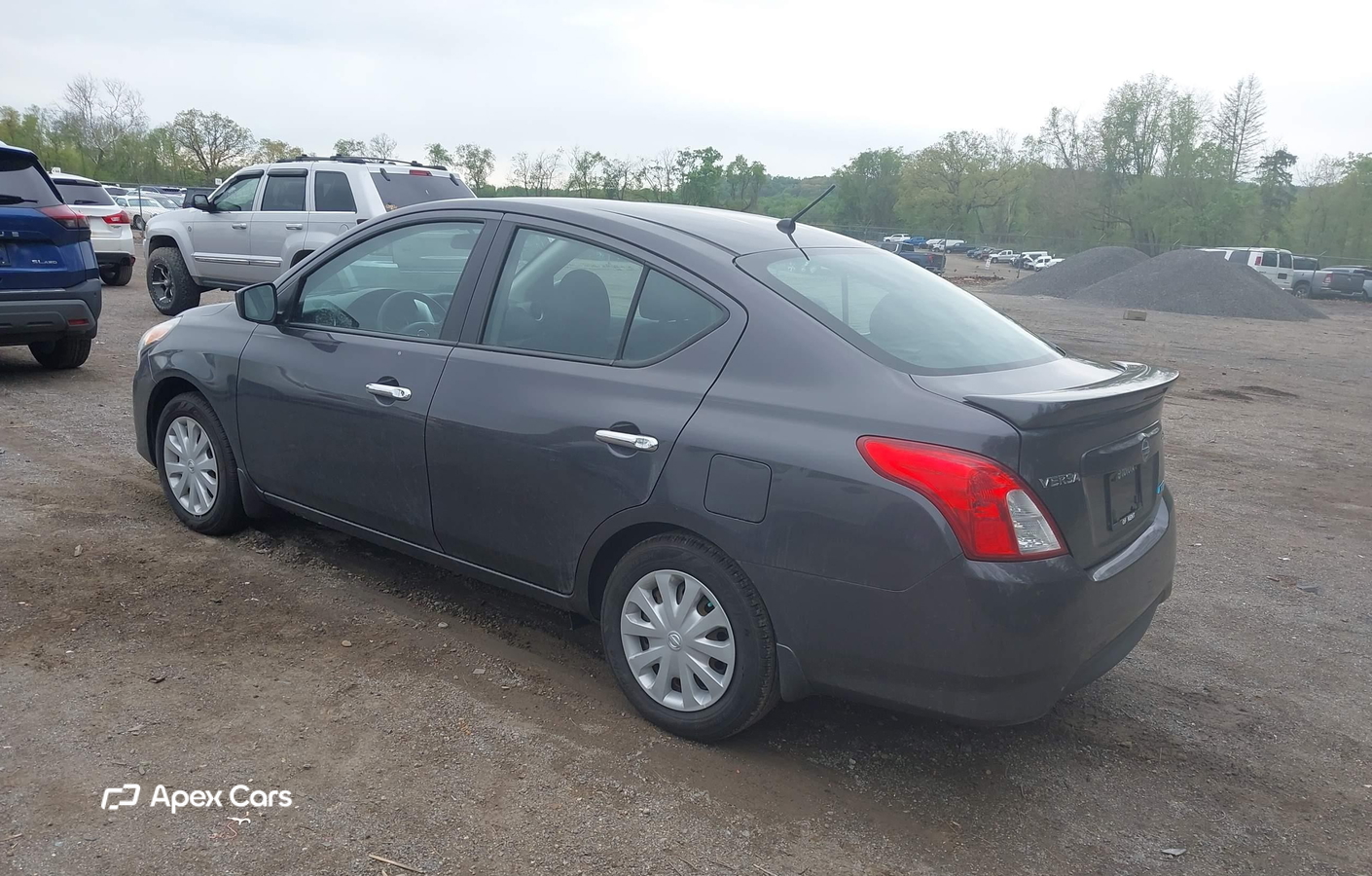 Nissan Versa 2015