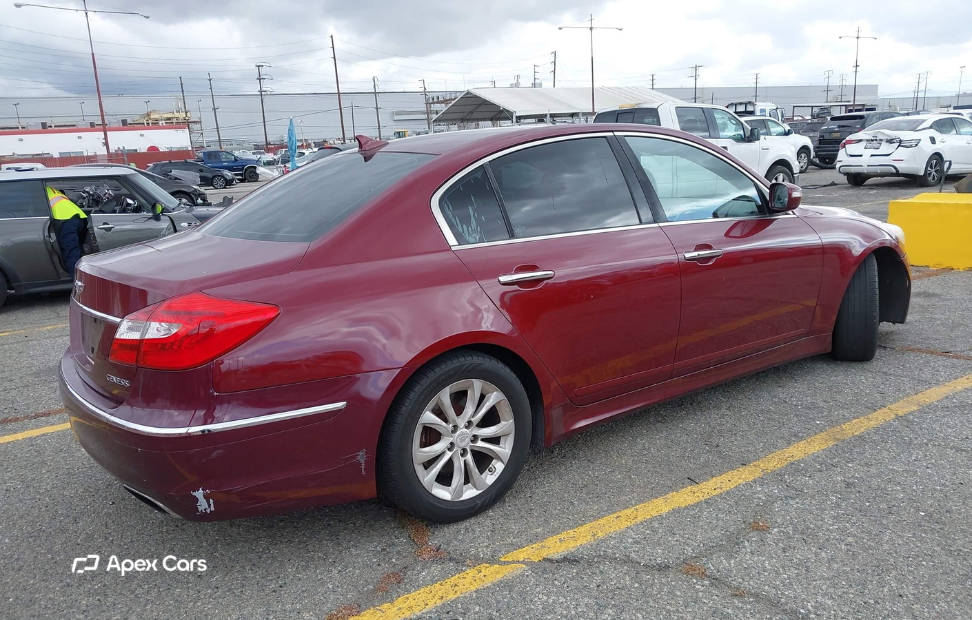 Hyundai Genesis 2013