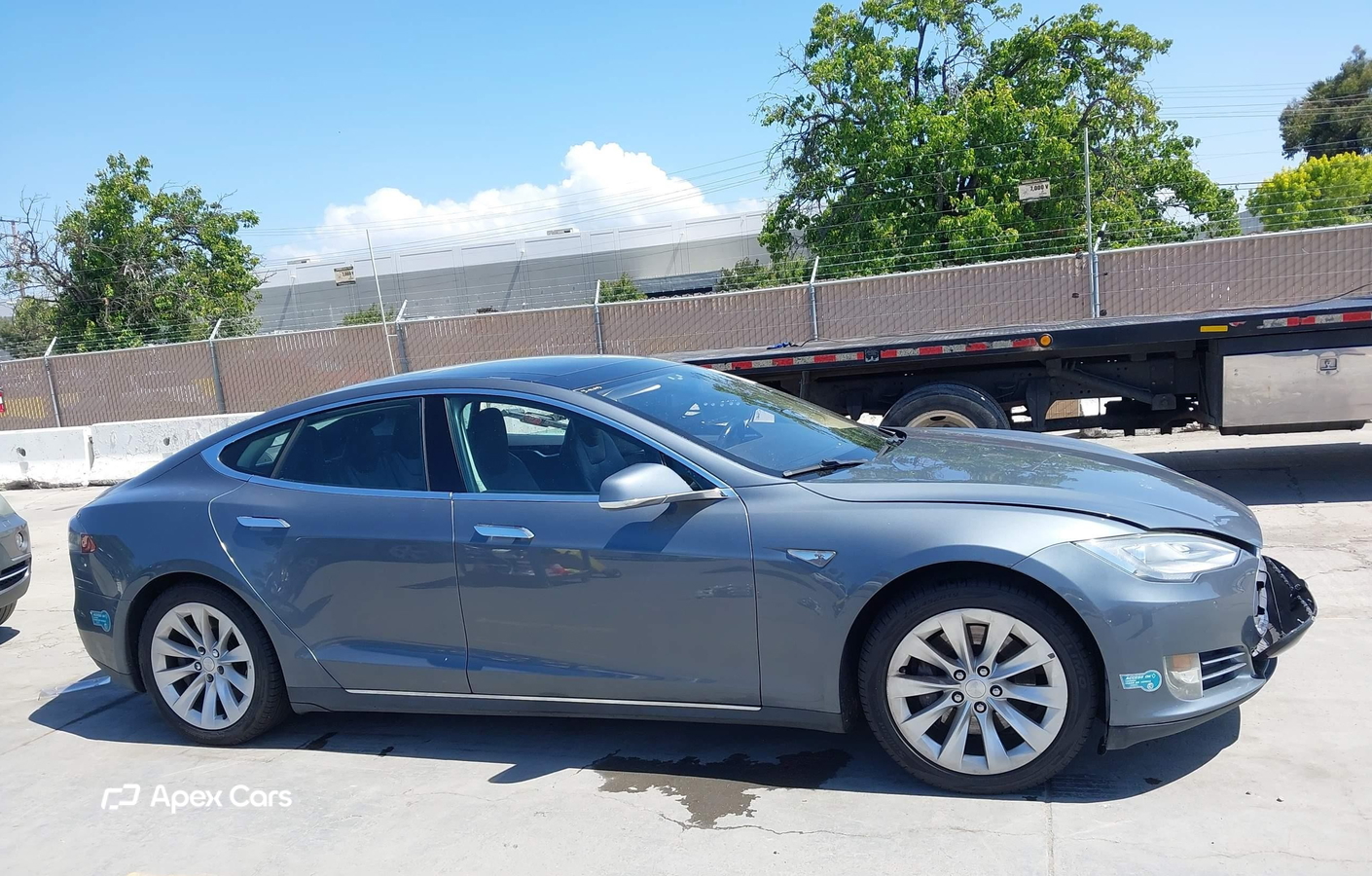 Tesla Model S 2013