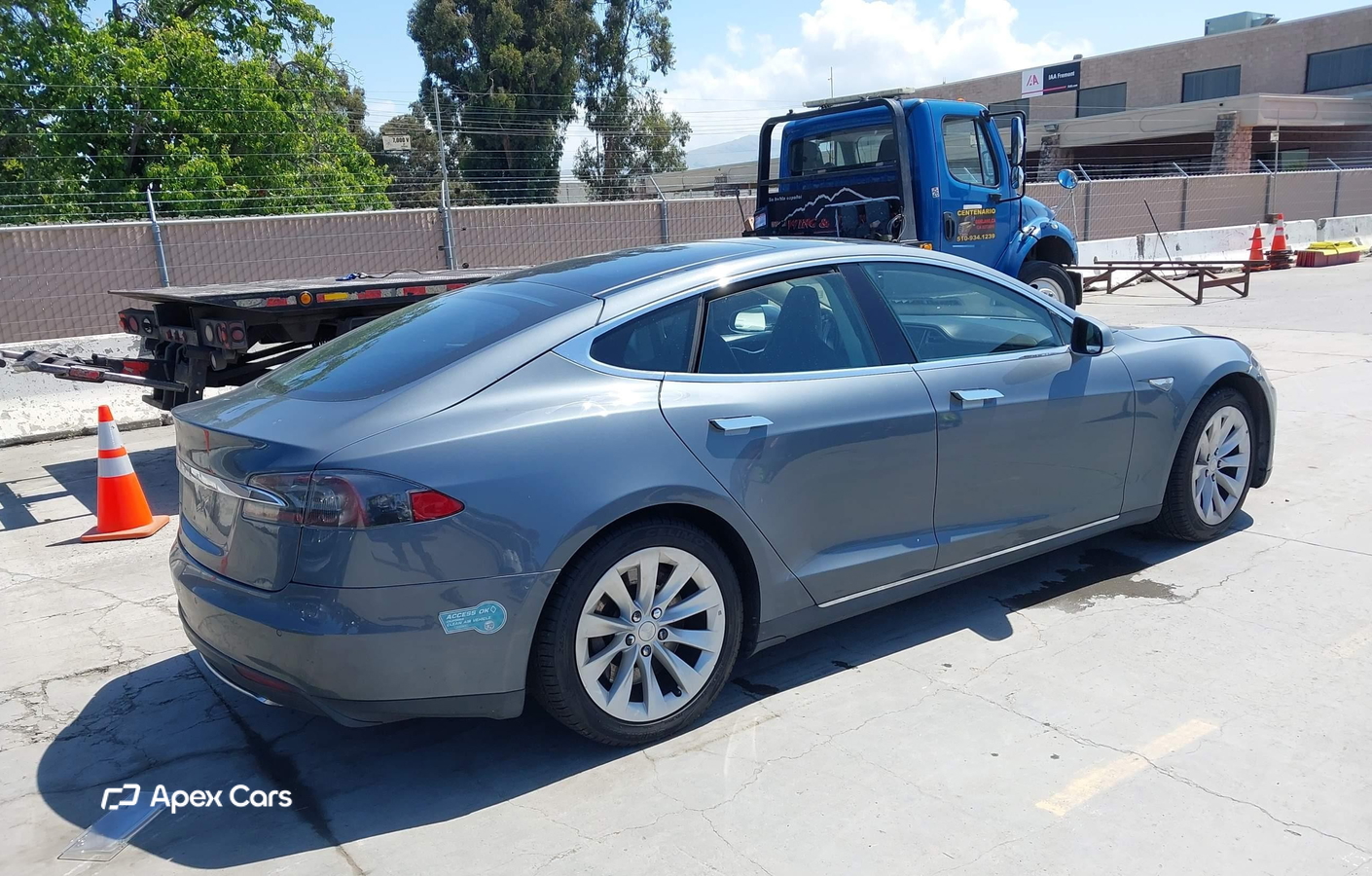 Tesla Model S 2013