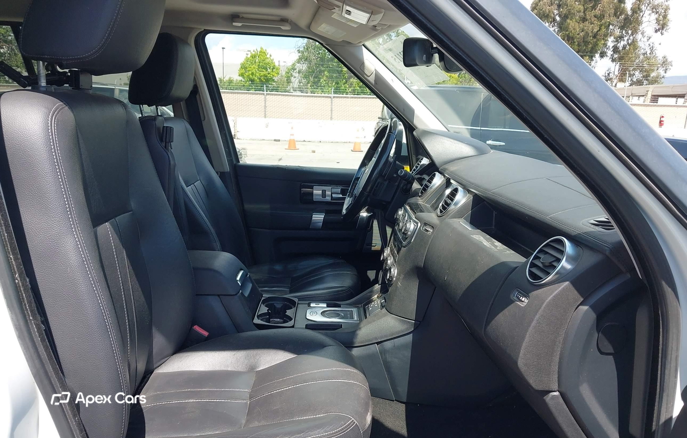 Land Rover LR4 2016