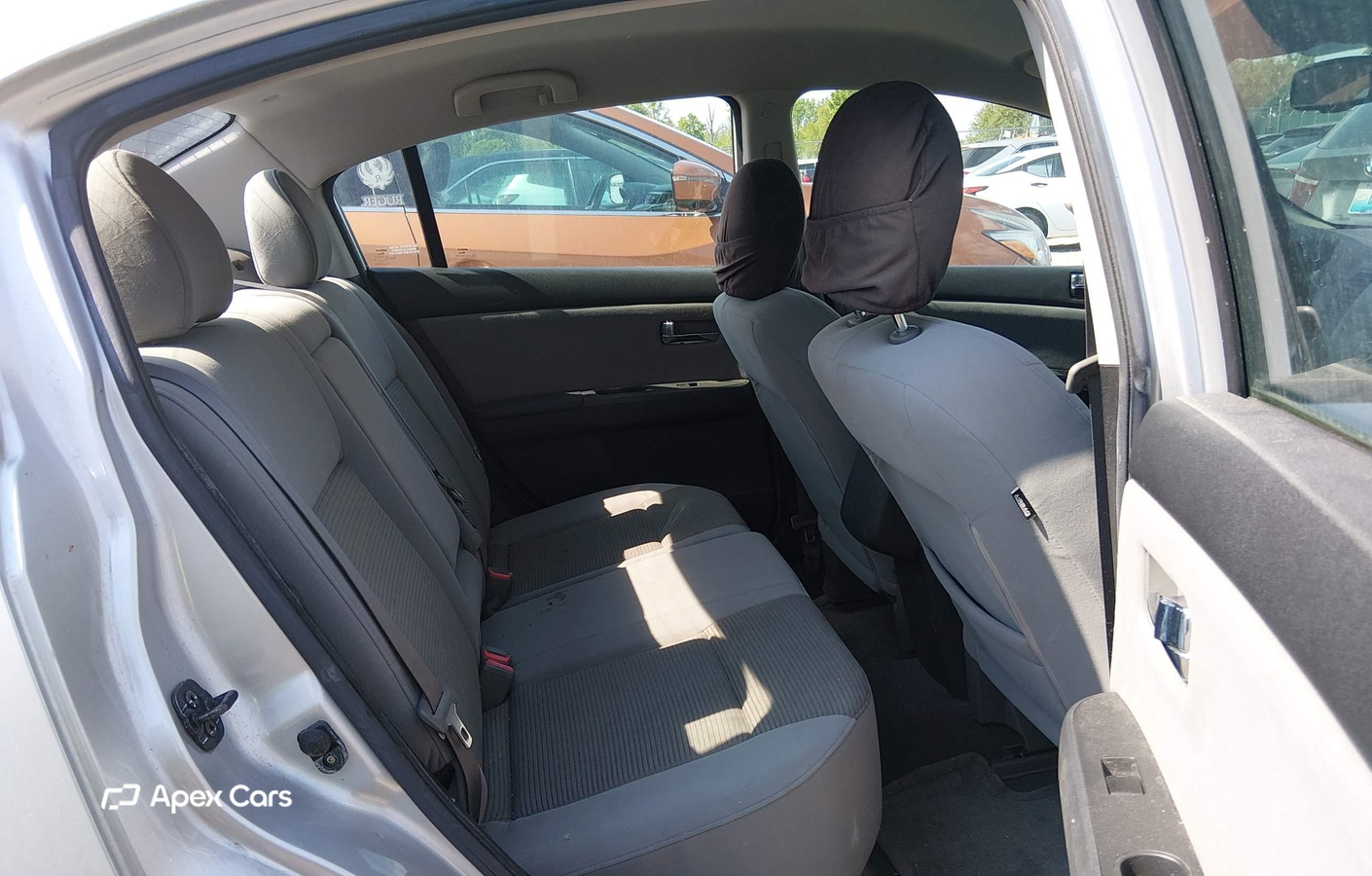 Nissan Sentra 2012