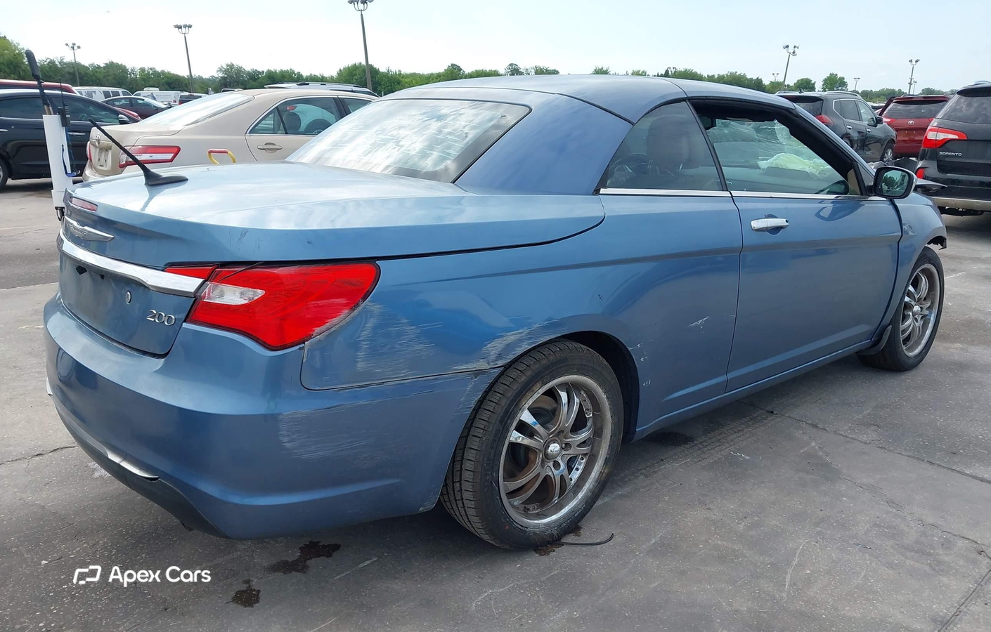 Chrysler 200 2011