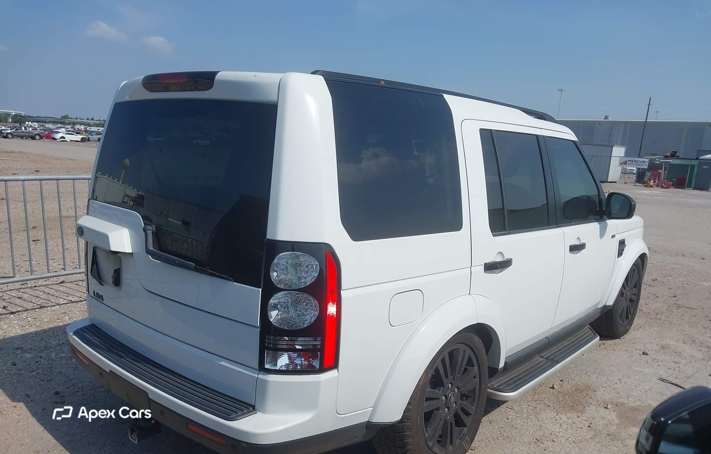 Land Rover LR4 2015