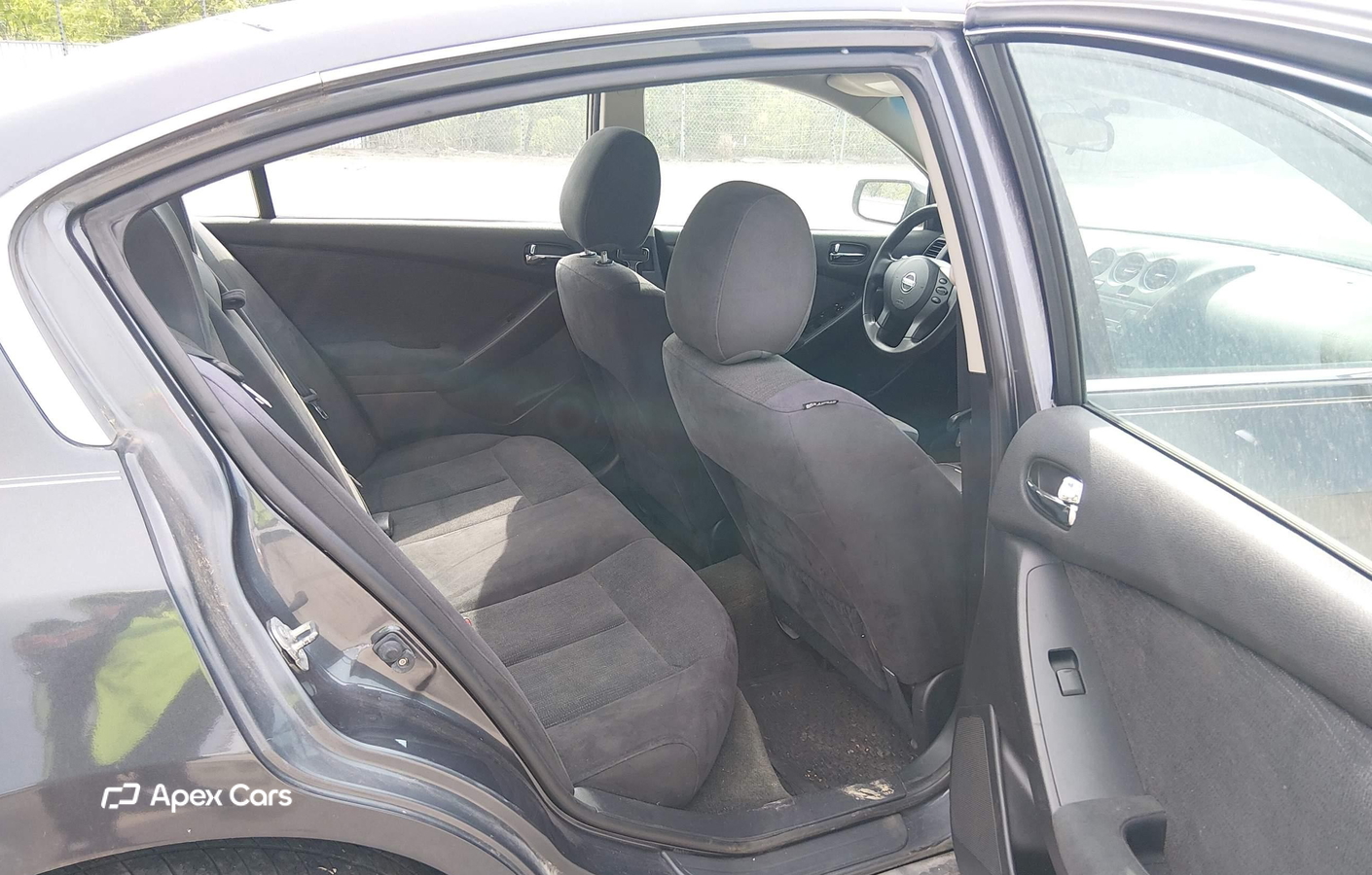 Nissan Altima 2012