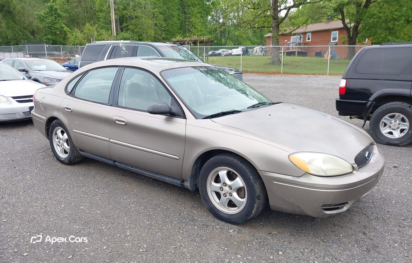 Ford Taurus 2004