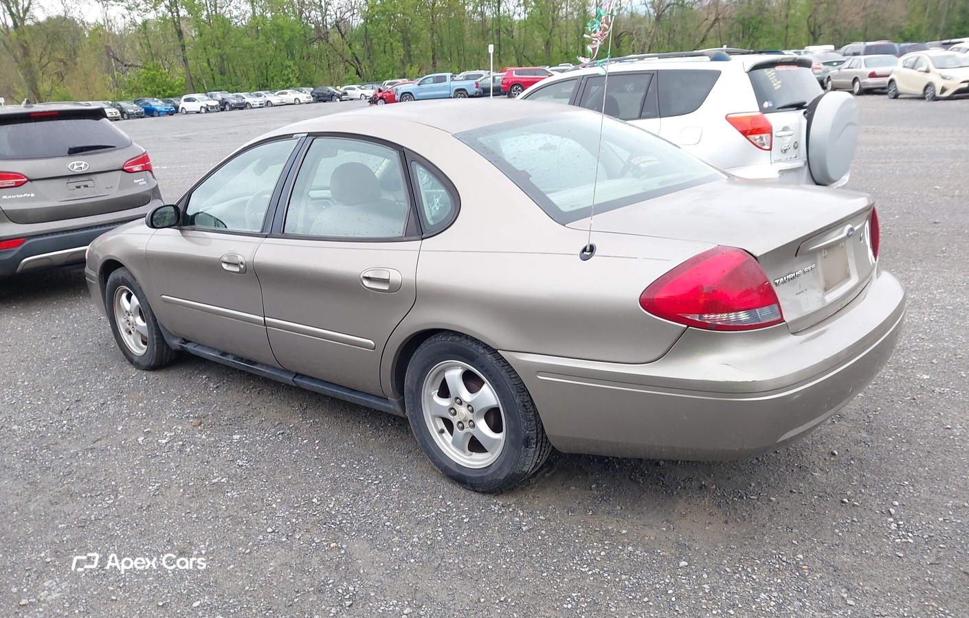 Ford Taurus 2004