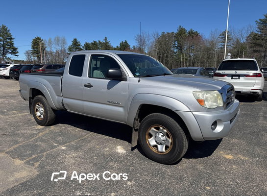 2010 Toyota Tacoma - Image 1 of 5