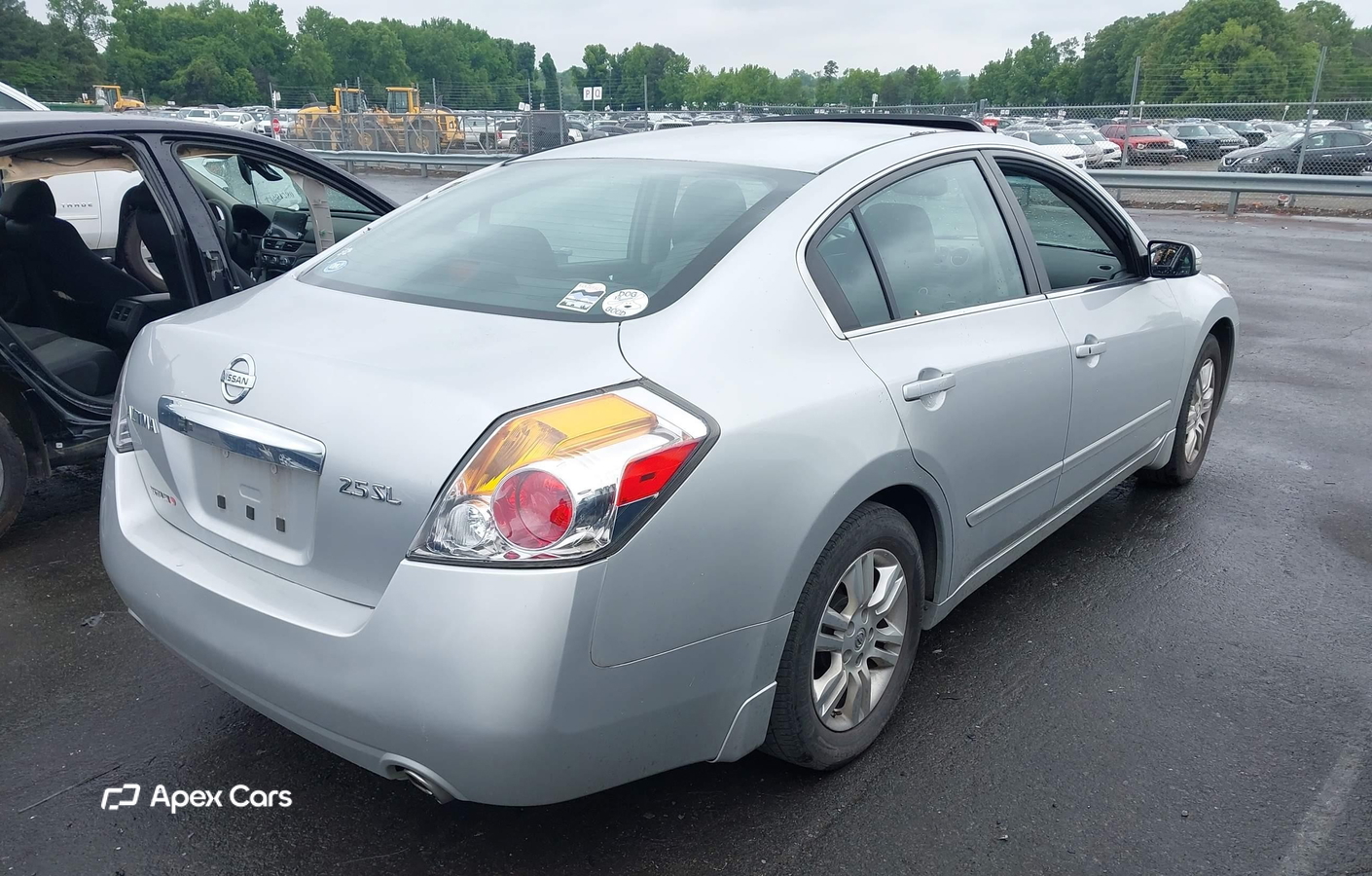 Nissan Altima 2012