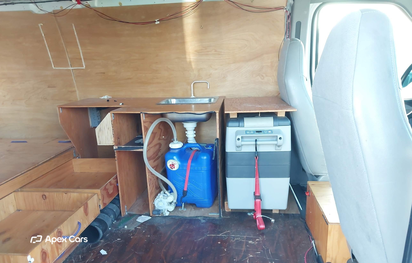 Ford Transit 2000