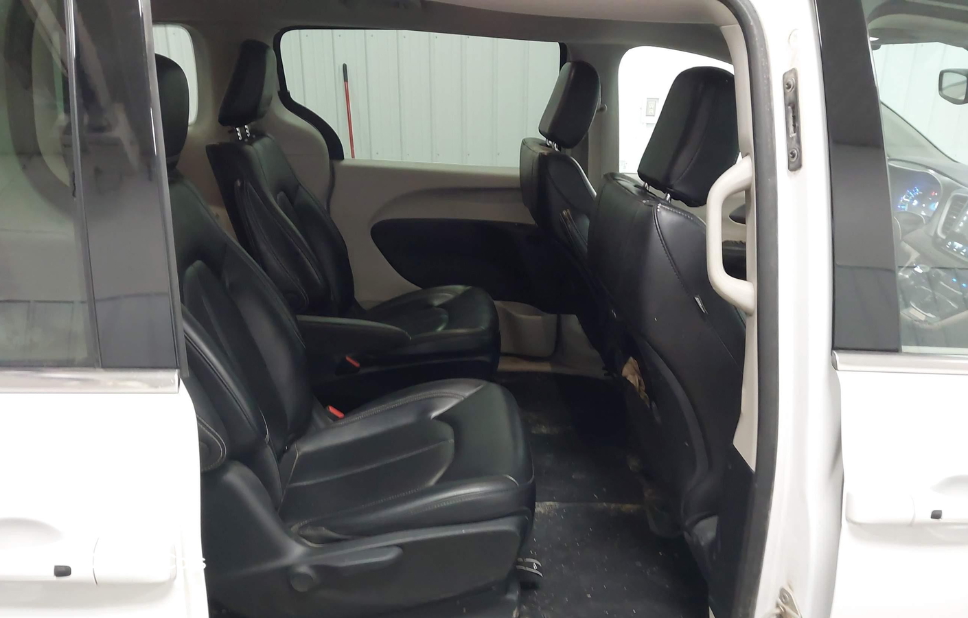 Chrysler Pacifica 2023