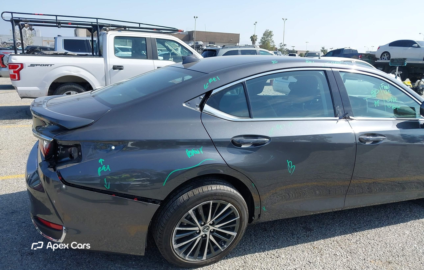 Lexus ES 2025