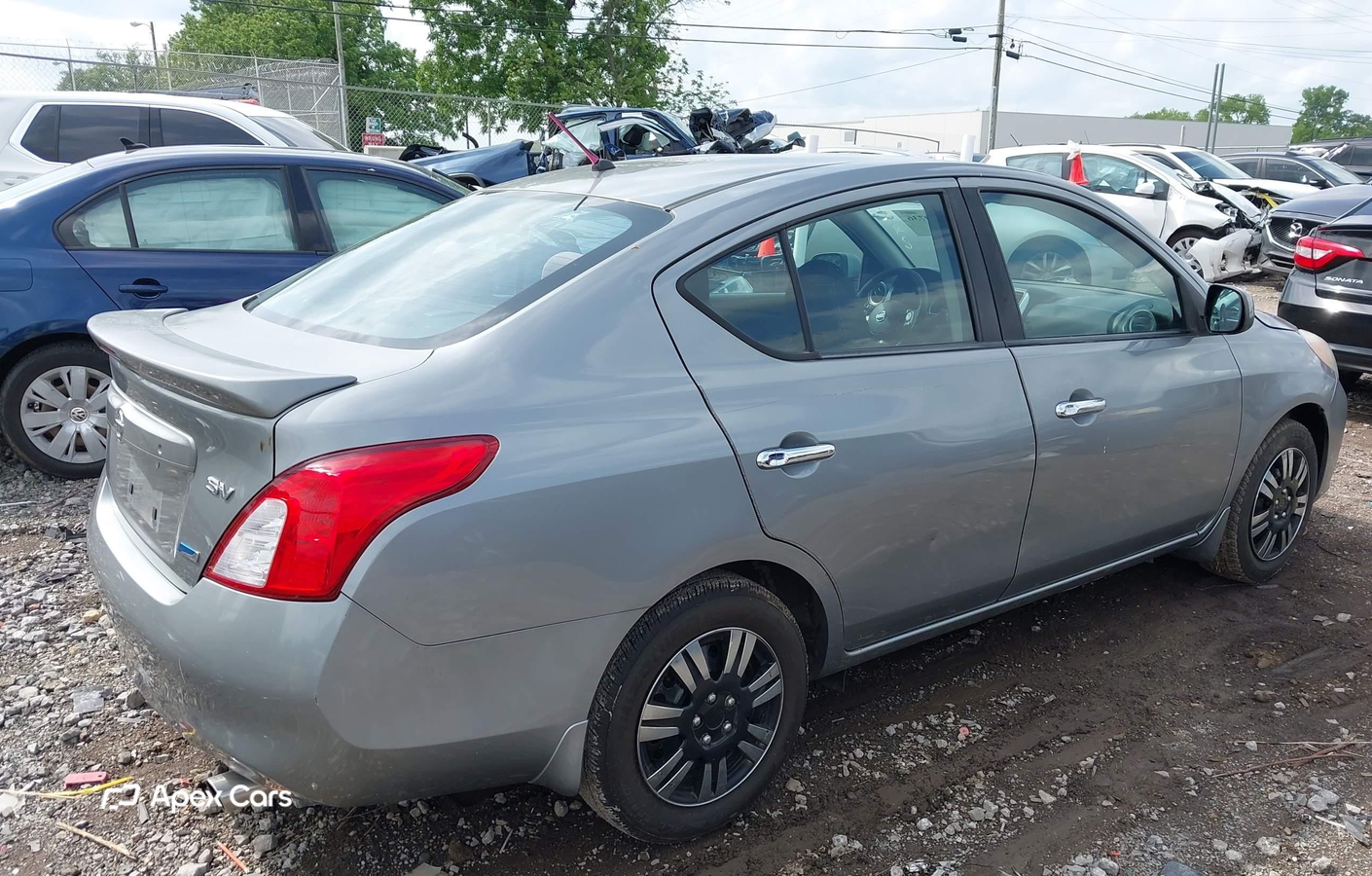 Nissan Versa 2014