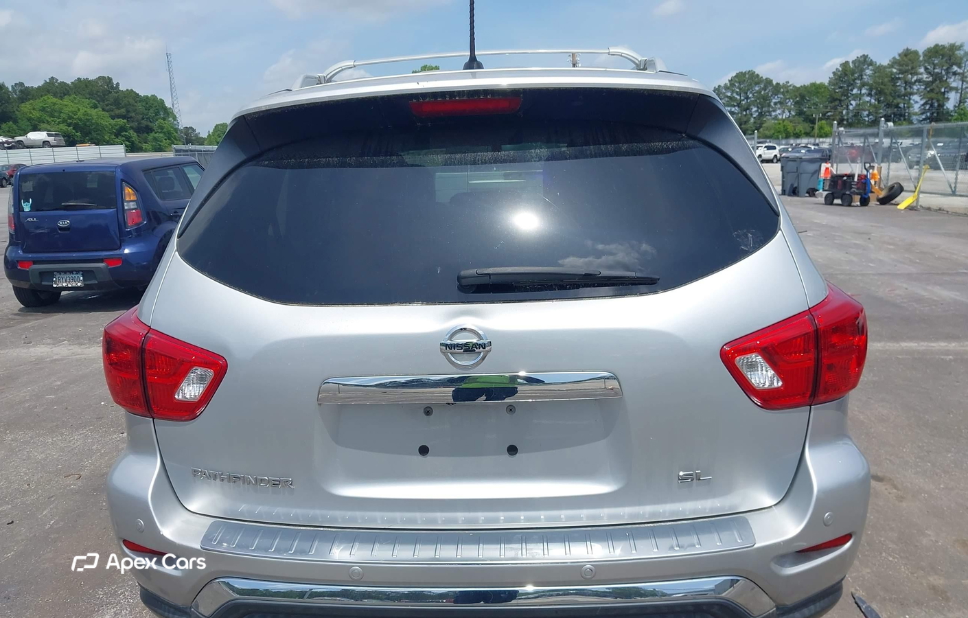Nissan Pathfinder 2017