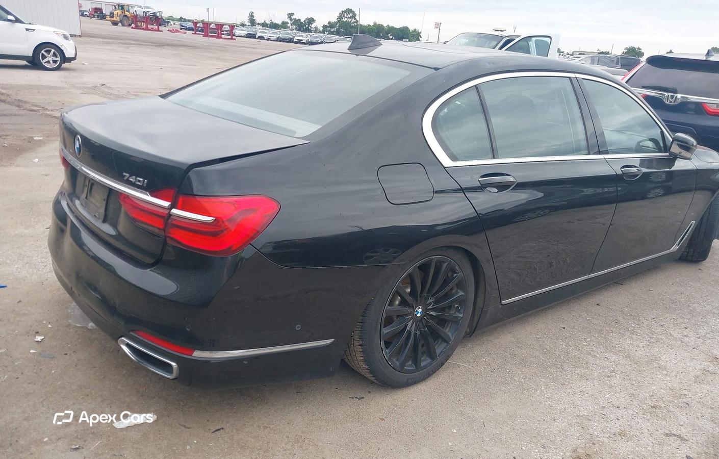 BMW Series 7 2016