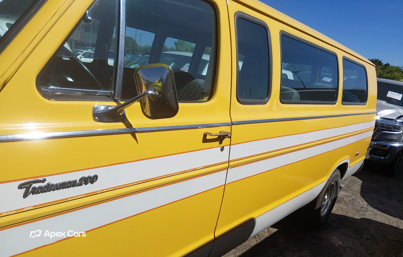 Dodge RAM Van 1977