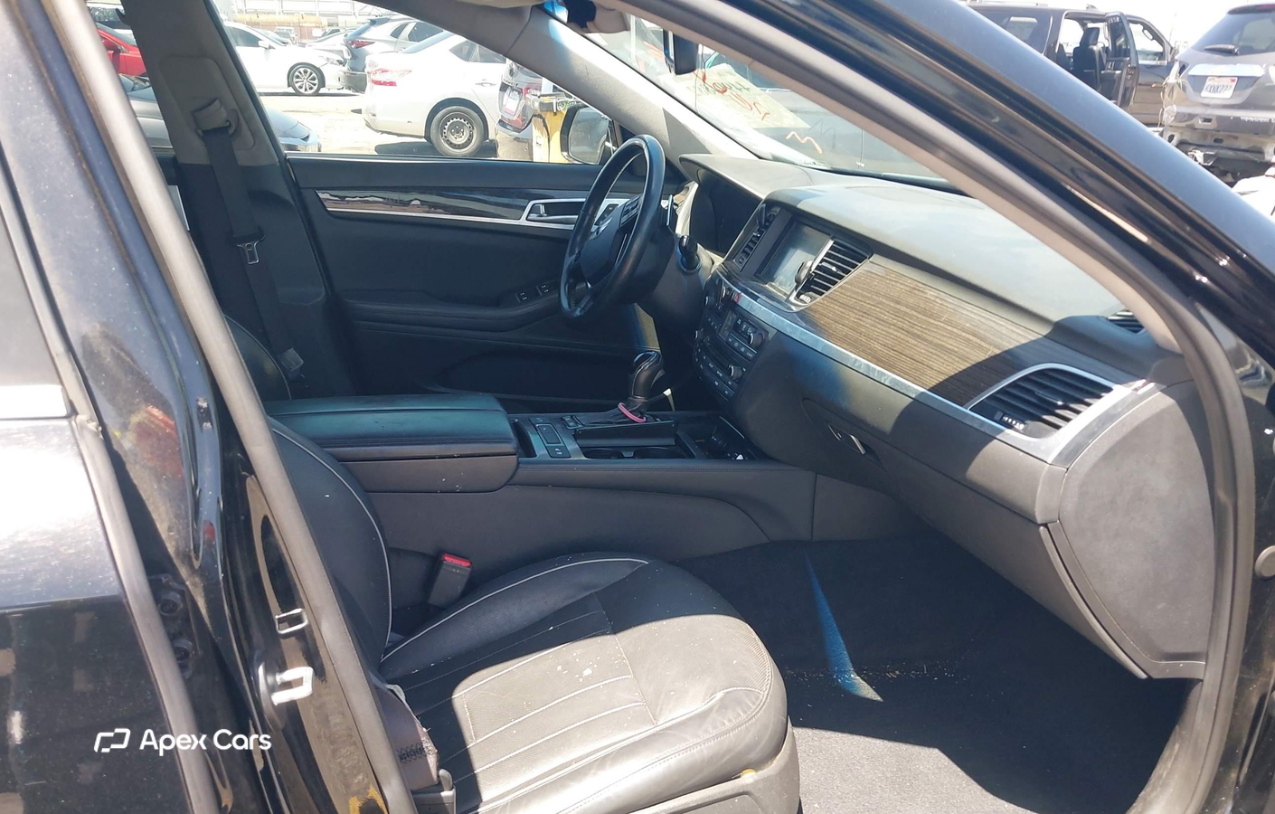 Hyundai Genesis 2015