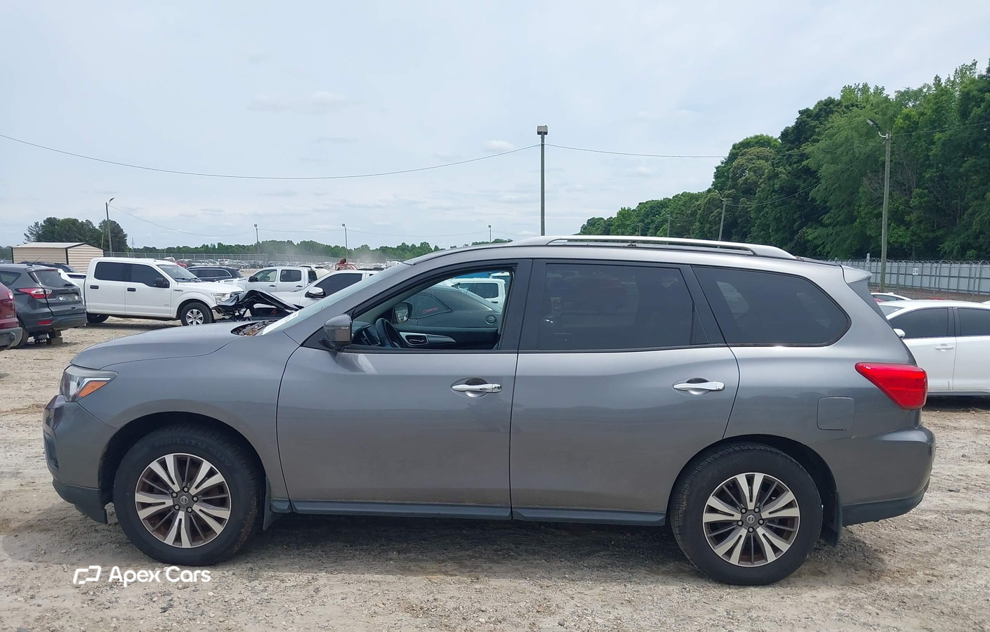 Nissan Pathfinder 2017