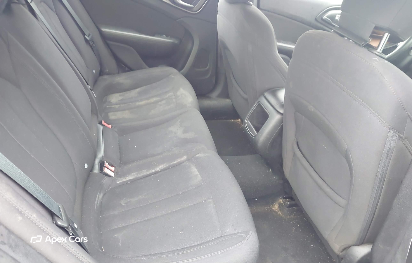 Chrysler 200 2015