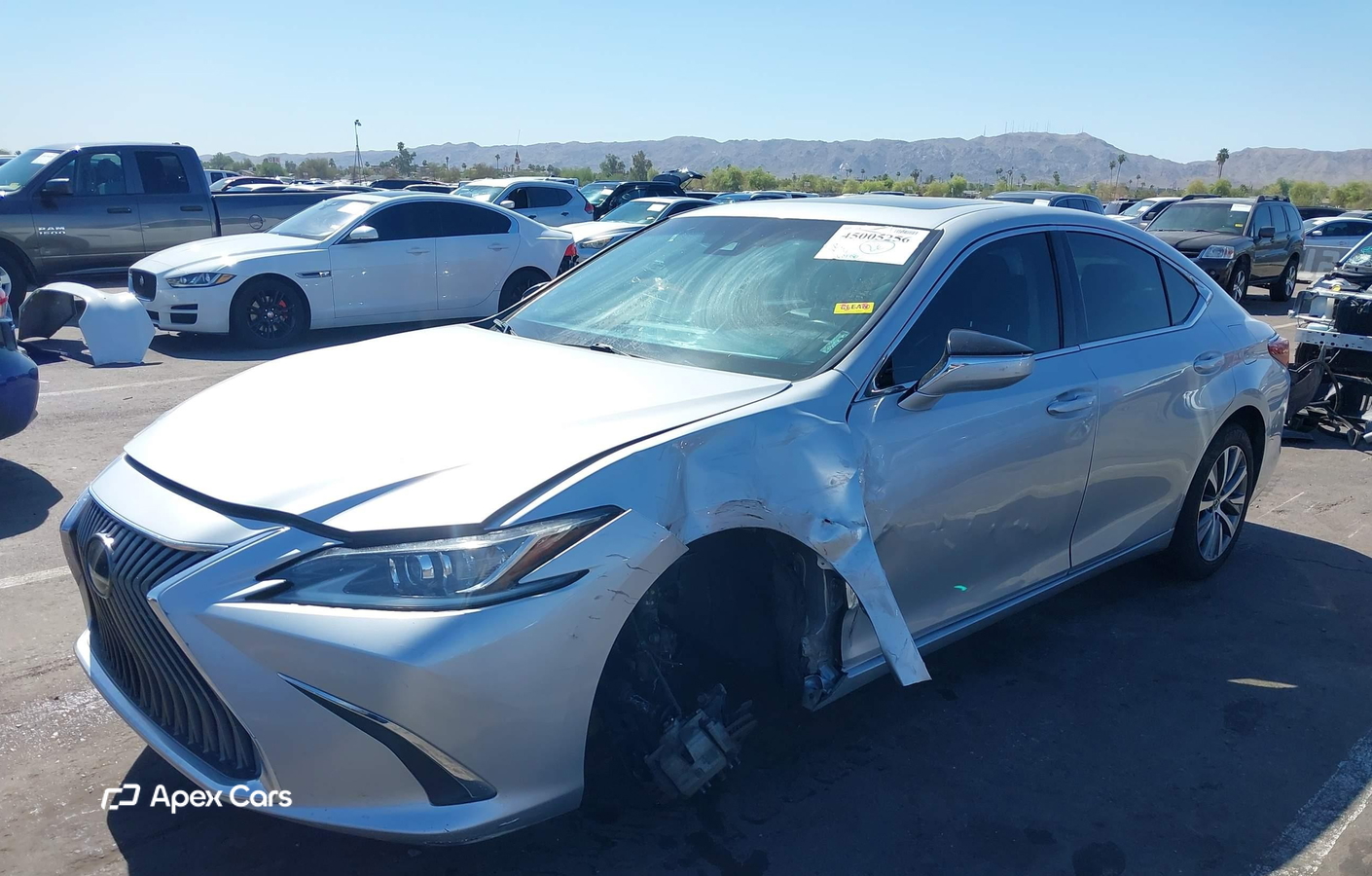 Lexus ES 2020