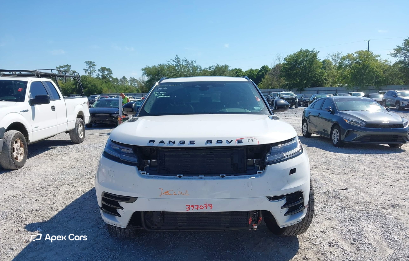 Land Rover Range Rover Velar 2025