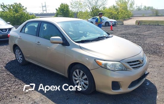 Toyota Corolla 2013 - Image 1 of 16