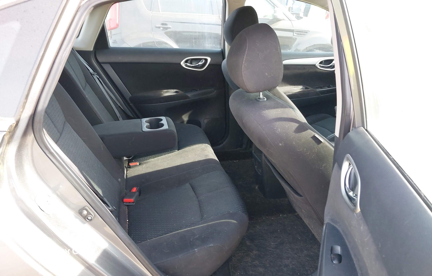 Nissan Sentra 2015