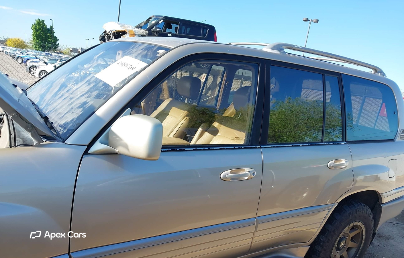 Lexus LX 2000