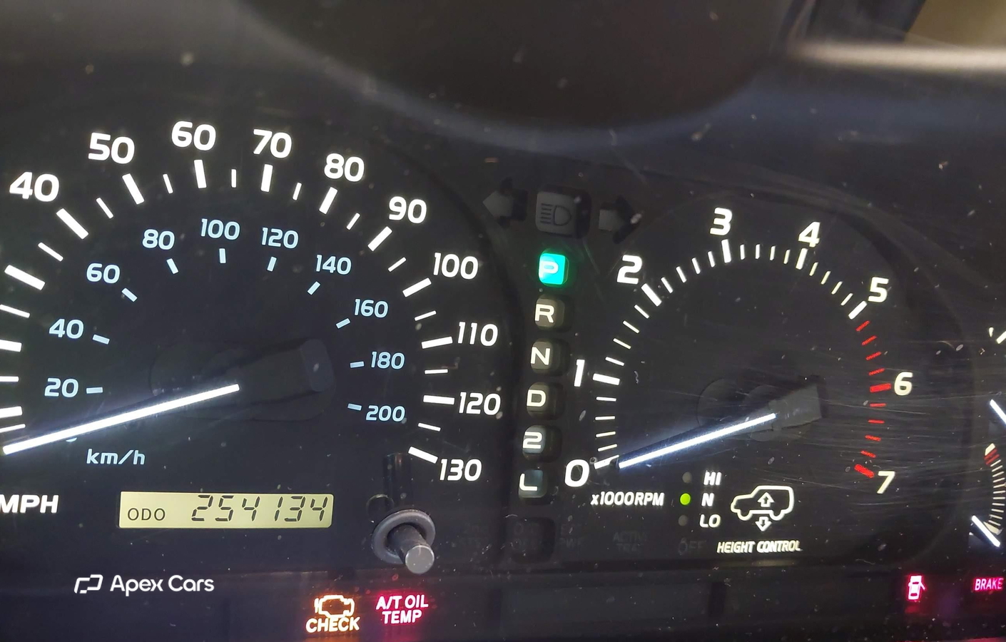 Lexus LX 2000