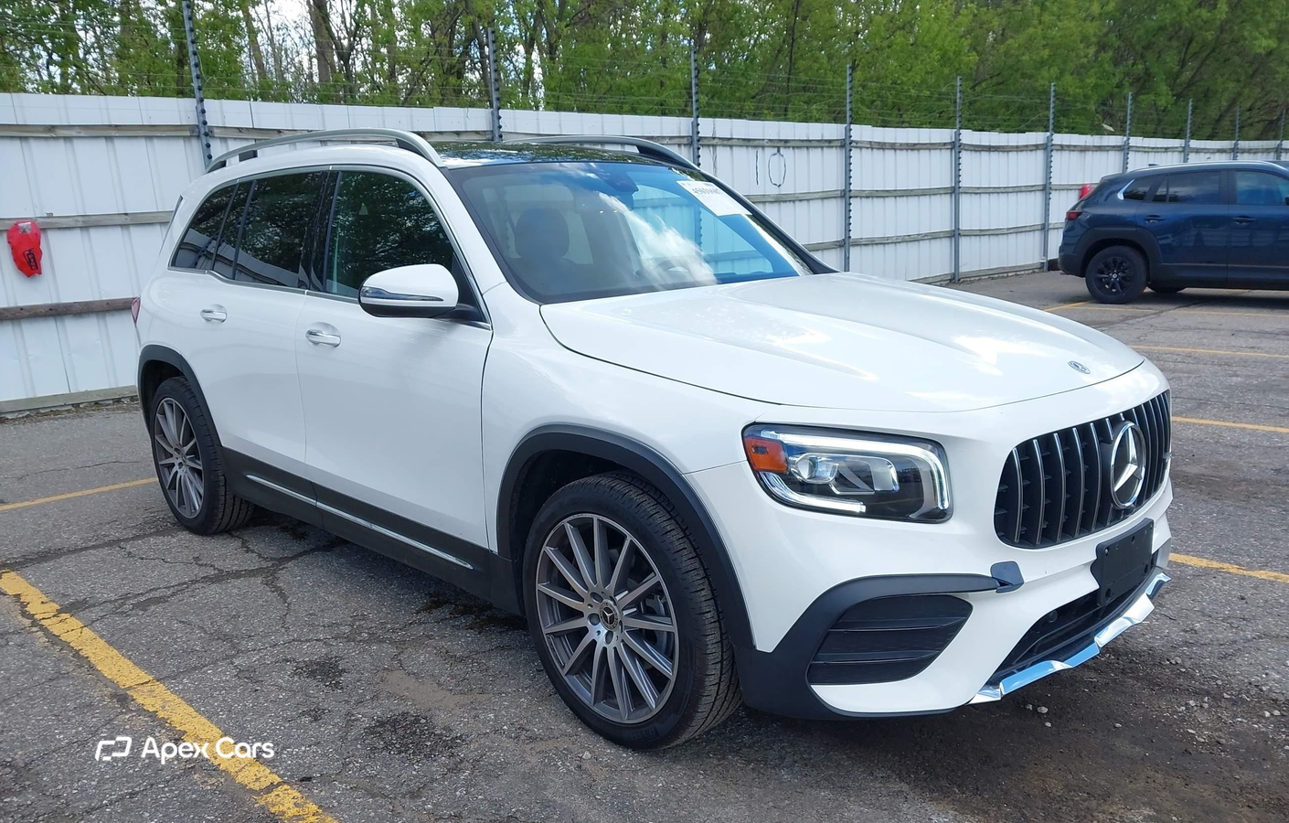 Mercedes-Benz GLB 2021