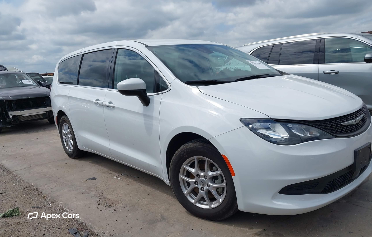 Chrysler Voyager 2023