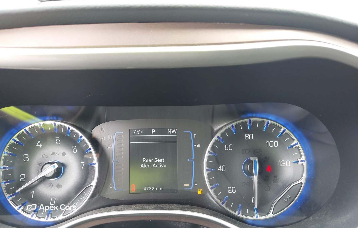 Chrysler Voyager 2023