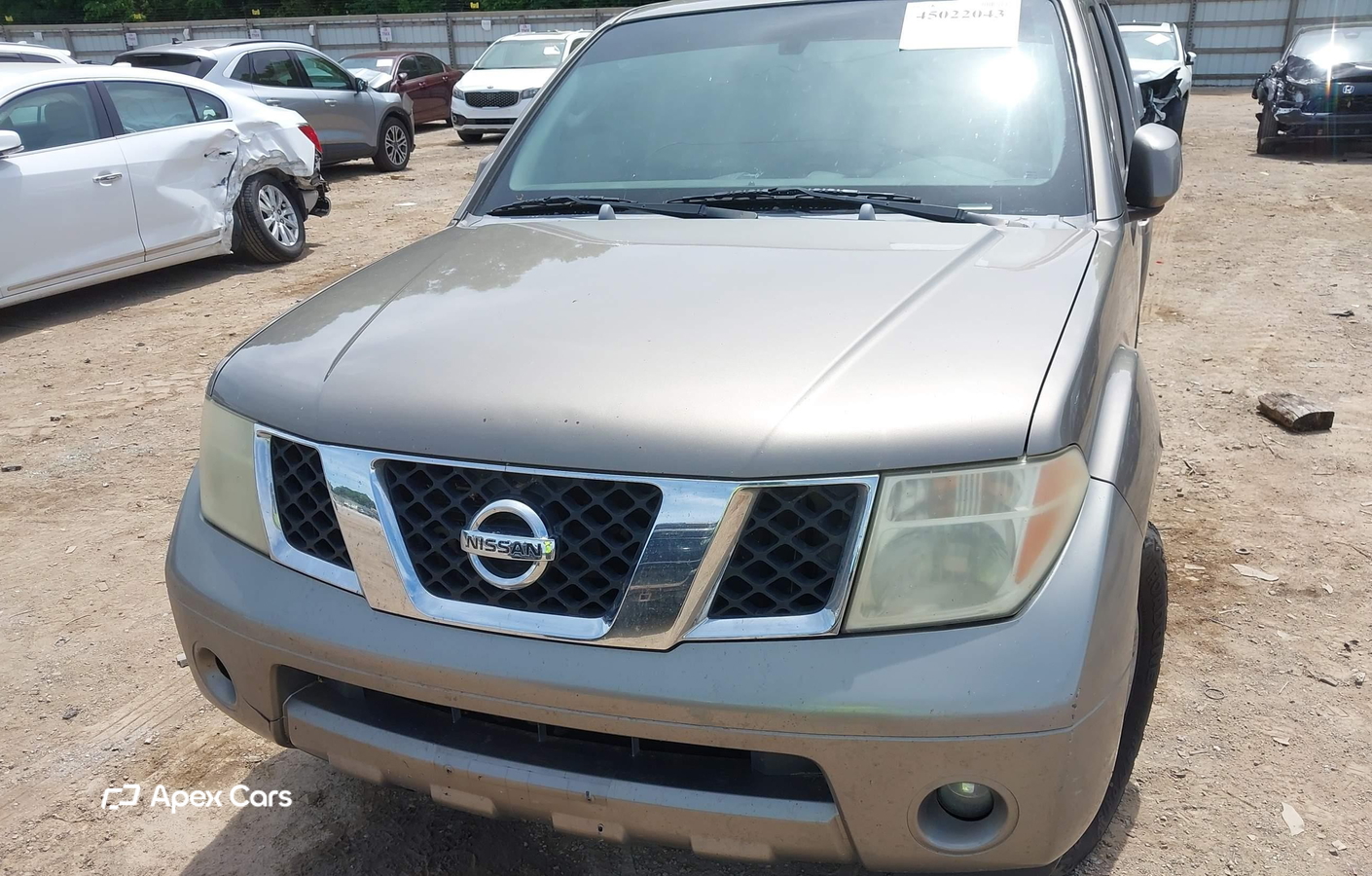 Nissan Pathfinder 2005