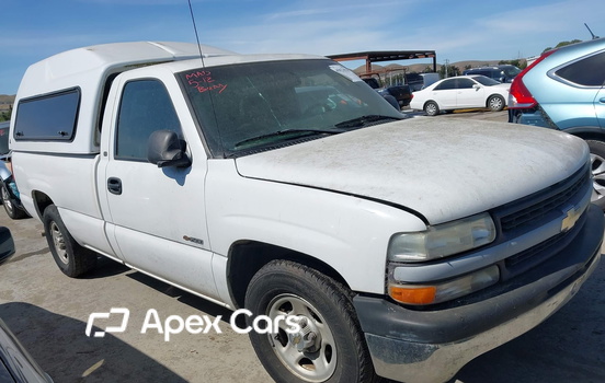 Chevrolet Silverado 2001 - Image 1 of 11