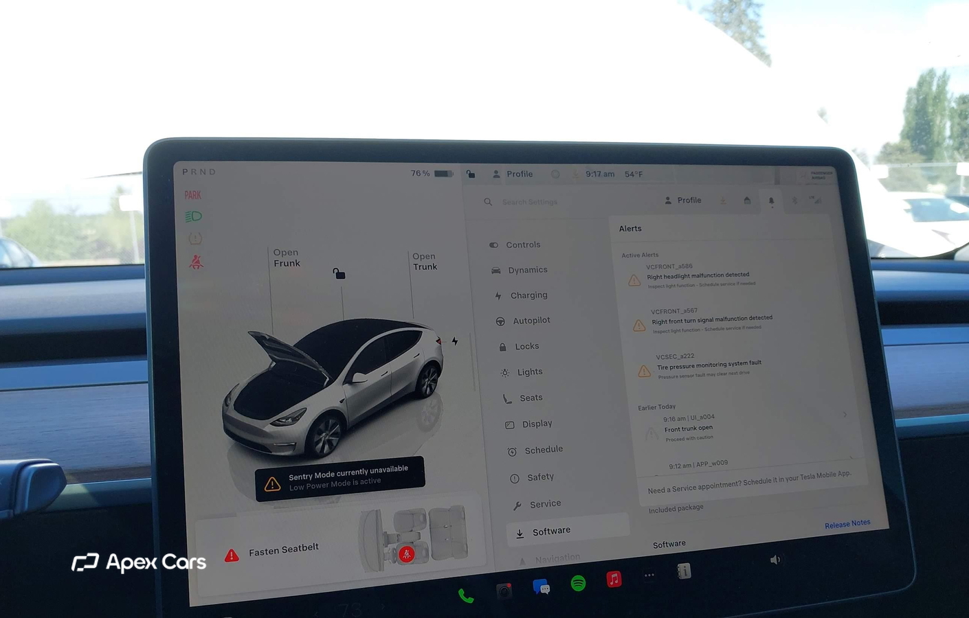 Tesla Model Y 2024