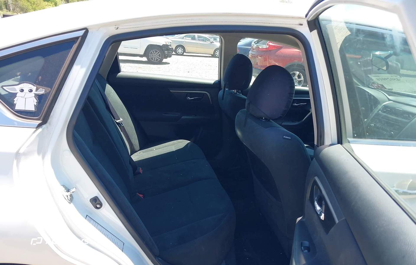 Nissan Altima 2015